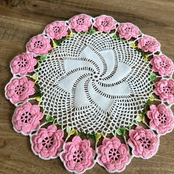 Hand made crochet doily with pink flowers. - Picture 3 of 4
